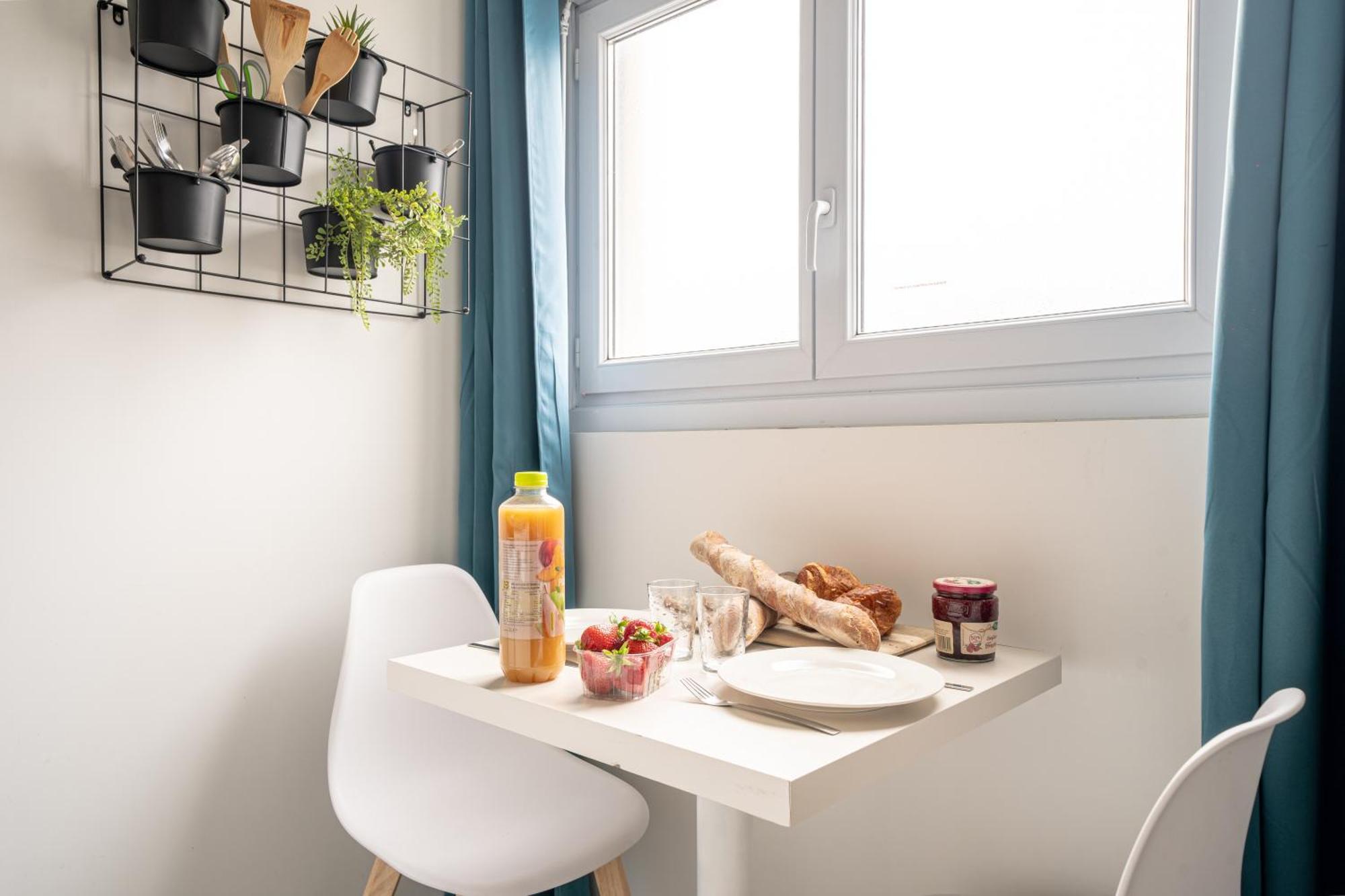 Suite Le Studio Litchi Baigne De Lumieres & Proche Des Plages Saint-Nazaire  Eksteriør bilde